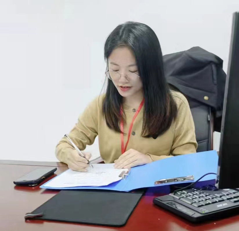 1668487520321624.jpg 5邓黛依.jpg